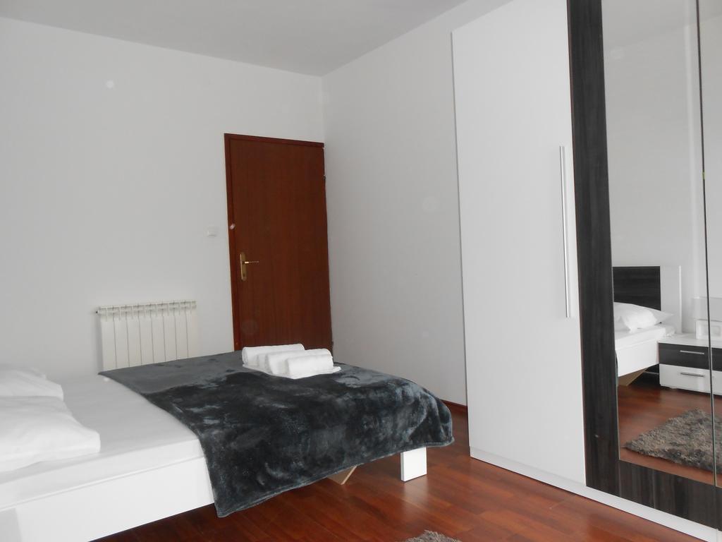 Apartment Petric Ровинь Экстерьер фото
